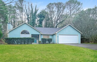 1711 Hearthstone Way in Jonesboro, GA - Building Photo