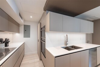 255 Galen Dr in Key Biscayne, FL - Building Photo - Building Photo