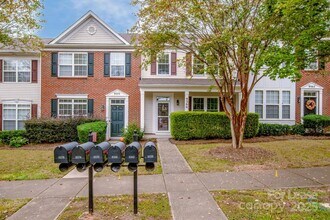 9366 Greenheather Dr in Huntersville, NC - Building Photo - Building Photo