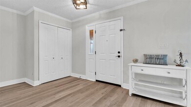 10192 Seminole Island Dr in Largo, FL - Building Photo - Building Photo