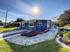 1229 Berwyn Rd, Unit SI ID1094226P in Orlando, FL - Foto de edificio - Building Photo