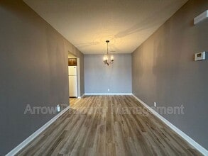 3831 S 46th St in Lincoln, NE - Building Photo - Building Photo