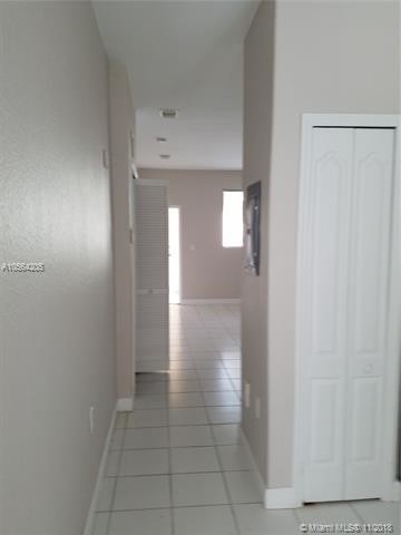 1652 SE 28th St-Unit -104 in Homestead, FL - Building Photo - Building Photo