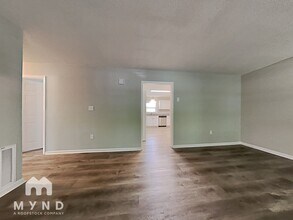 1509 Whisnant St in Charlotte, NC - Building Photo - Building Photo