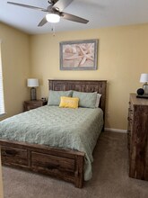 912 Charo Pkwy in Davenport, FL - Foto de edificio - Building Photo