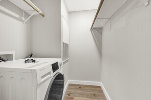 5000 Pease St in Houston, TX - Building Photo