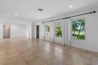 1710 Ardley Rd in North Palm Beach, FL - Foto de edificio - Building Photo