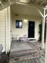 1503 El Monte Ave, Unit 1 in Sacramento, CA - Building Photo - Building Photo