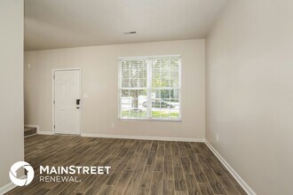 2023 Gramercy Park Dr, Unit 05F in Greensboro, NC - Building Photo - Building Photo