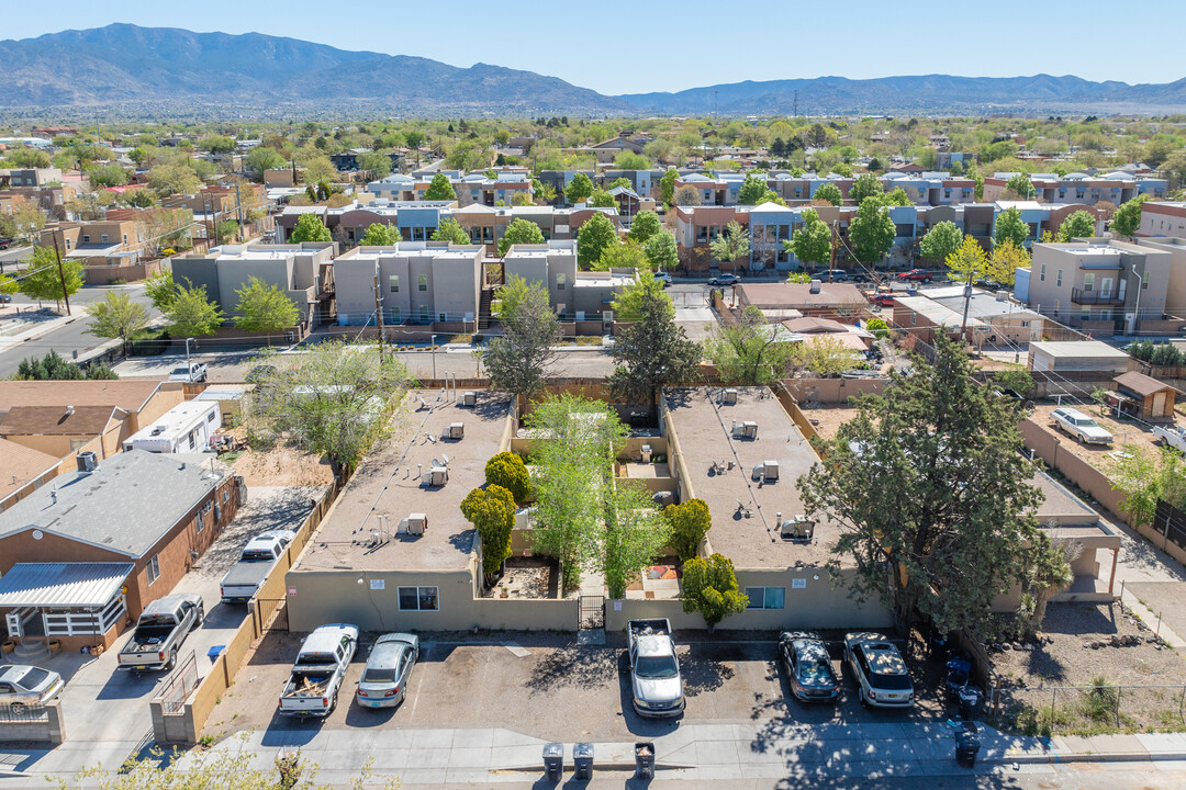 510-512 Mesilla St SE in Albuquerque, NM - Building Photo