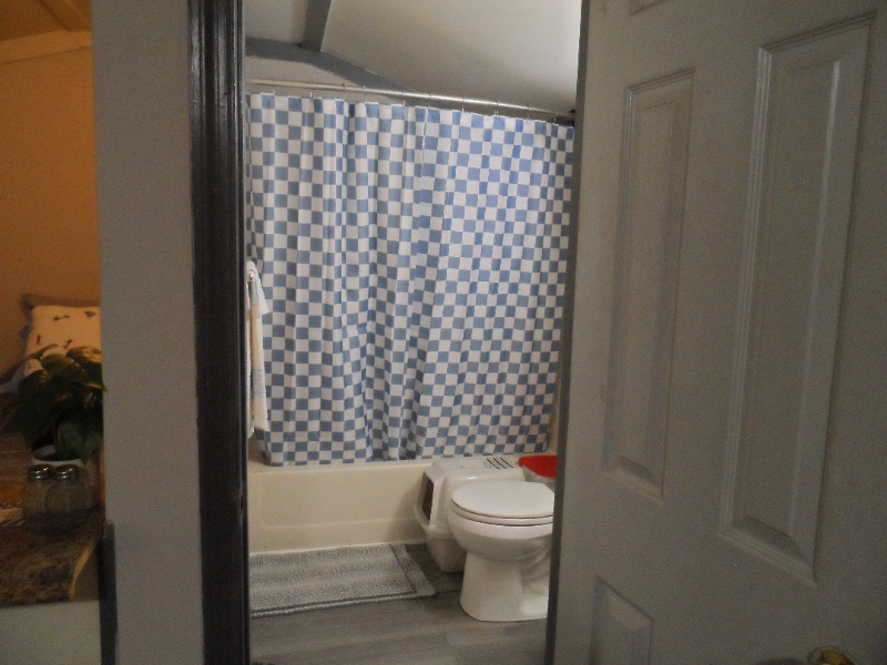 8716 Hurst Ave in Savannah, GA - Building Photo