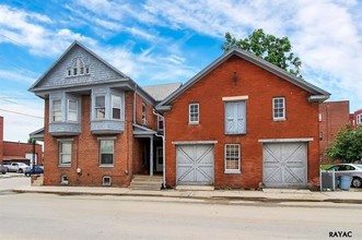 200 Carlisle Street in Hanover, PA - Building Photo - Building Photo