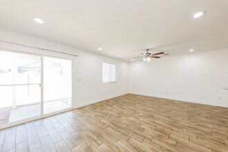 5827 S 13th Ave in Phoenix, AZ - Building Photo - Building Photo