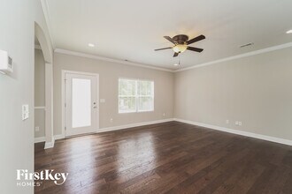 13130 Circle Dr in Charlotte, NC - Building Photo - Building Photo