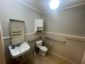 420 W Alabama Ave in Chickasha, OK - Building Photo - Building Photo