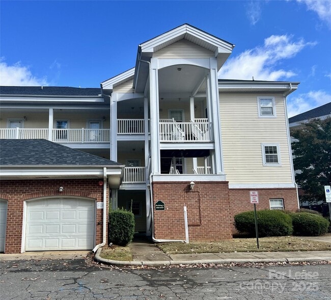 property at 8929 Meadow Vista Rd