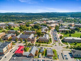 1200 Fairfax St in Radford, VA - Building Photo