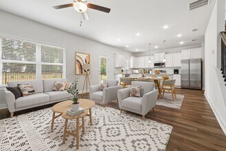 Alma Farms in Hoschton, GA - Building Photo - Building Photo