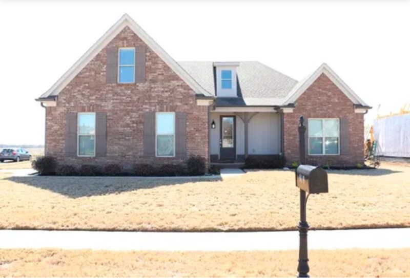 819 Crittenden Blvd in Marion, AR - Building Photo