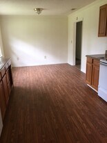 4564 Garwood Dr in Ladson, SC - Building Photo