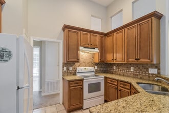 7125 Fair Oaks Ct in Montgomery, AL - Foto de edificio - Building Photo