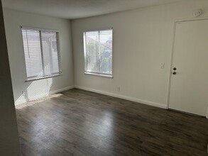 9742 Willow Wood Dr in Rancho Cucamonga, CA - Building Photo - Building Photo