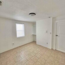 8724 Forshey St-Unit -1B in New Orleans, LA - Building Photo - Building Photo