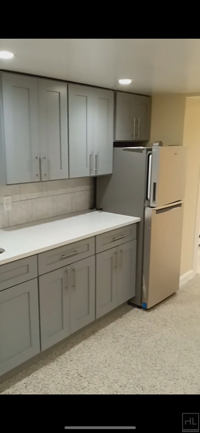 Studio Apartment In Renovated Two Family B