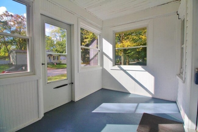 1629 Michigan st in Niles, MI - Foto de edificio - Building Photo