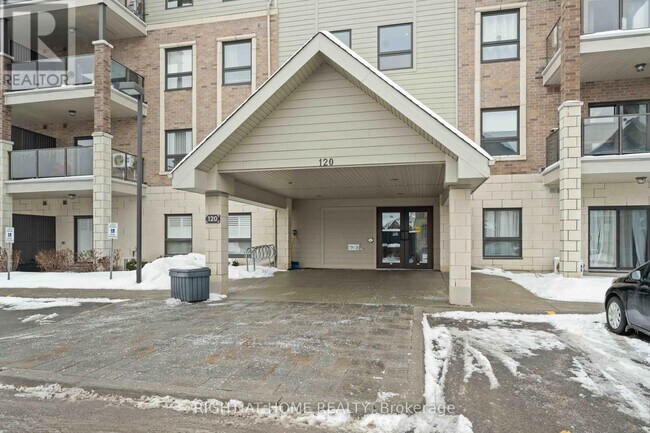 120 Prestige Cir in Ottawa, ON - Building Photo - Building Photo