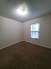 67 Burnt Mills Rd in Goose Creek, SC - Building Photo - Building Photo