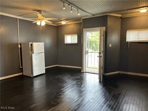 1130 E 68th St, Unit 4 in Cleveland, OH - Building Photo - Building Photo
