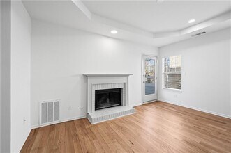 567 Winton Terrace NE in Atlanta, GA - Building Photo - Building Photo