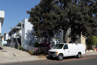 143 S St Andrews Pl in Los Angeles, CA - Building Photo - Primary Photo