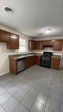 8705 Saundersville Rd in Mount Juliet, TN - Foto de edificio - Building Photo