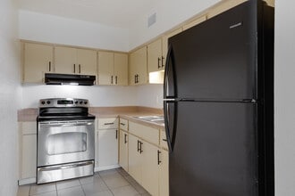 Windsong in Phoenix, AZ - Building Photo - Interior Photo