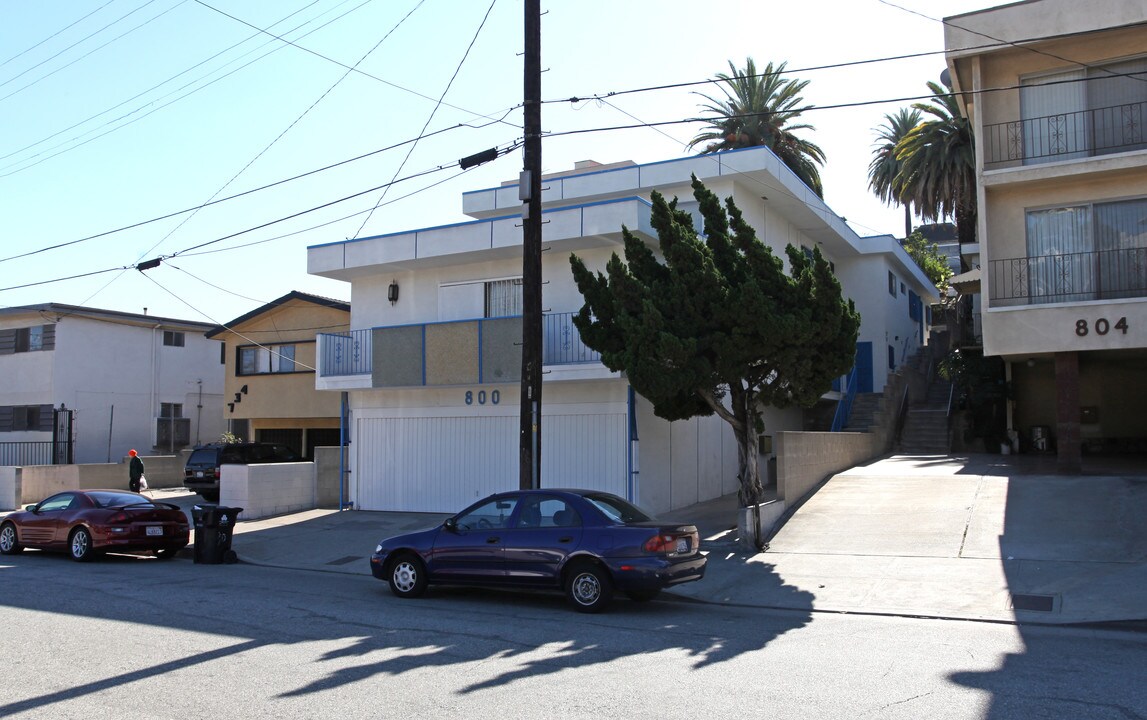 800 New Depot St in Los Angeles, CA - Building Photo