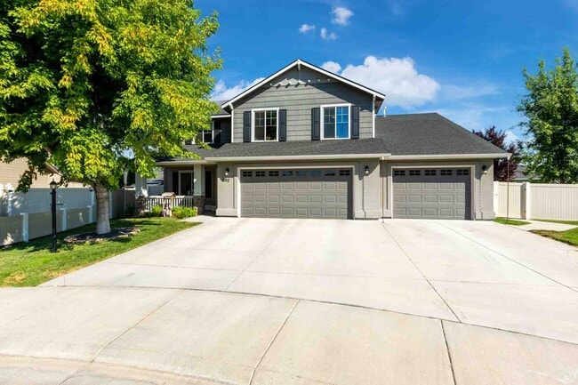 592 W White Sands Ct