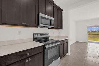 1108 Sand Torch Cir in Davenport, FL - Building Photo - Building Photo