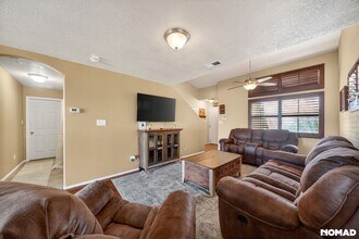 6257 Azaleas Rd NW in Albuquerque, NM - Foto de edificio - Building Photo