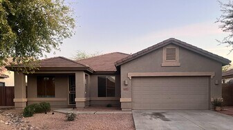 3107 E Kingbird Pl in Chandler, AZ - Building Photo