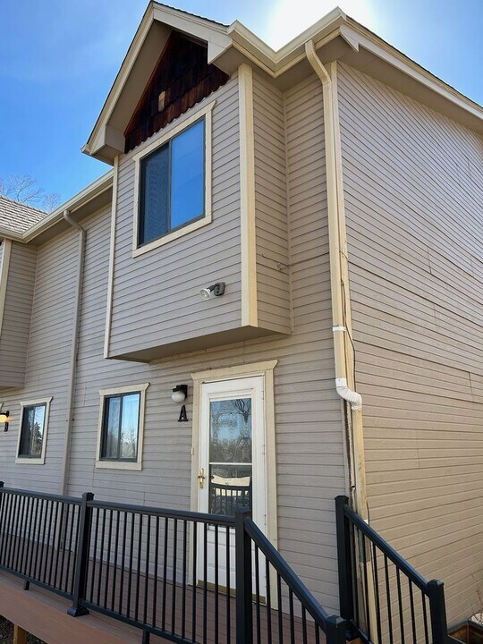 1506 Crestone Ave in Colorado Springs, CO - Building Photo