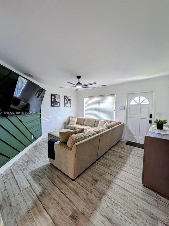 301 NW 51st St in Fort Lauderdale, FL - Building Photo - Building Photo