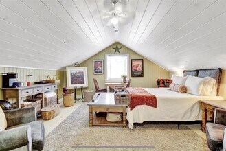 920 Gravenstein Ave, Unit ApartmentB in Sebastopol, CA - Building Photo - Building Photo