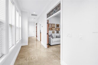 1133 Abbeys Way in Tampa, FL - Building Photo - Building Photo