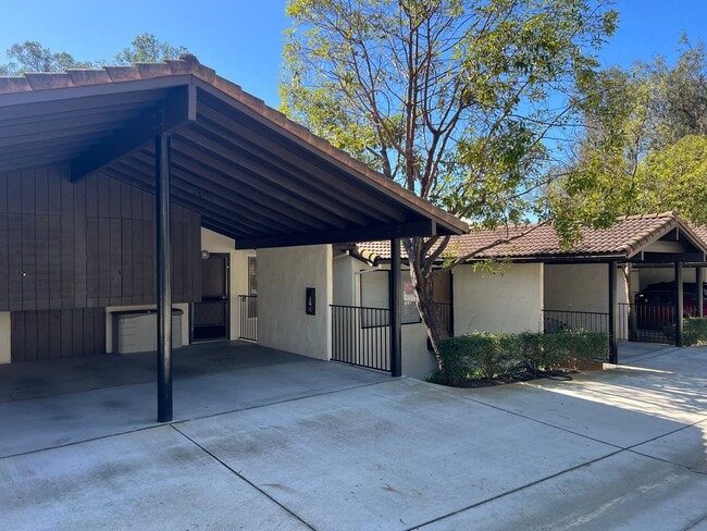 property at 850 Highland Dr