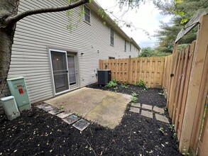 3429 S Oaklawn Cir in Bloomington, IN - Building Photo - Building Photo