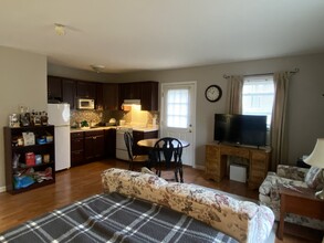 424 Troy Rd in Ithaca, NY - Building Photo - Building Photo