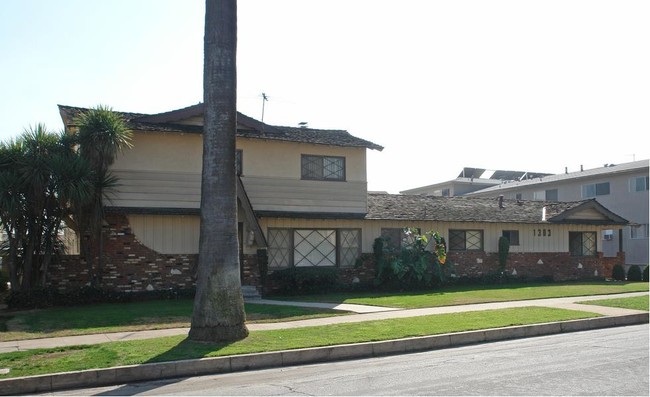 1303 Lyndon St in South Pasadena, CA - Building Photo - Building Photo