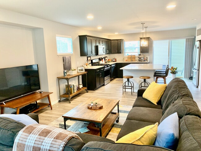 5514 Spring Tide Way in Madison, WI - Building Photo - Building Photo